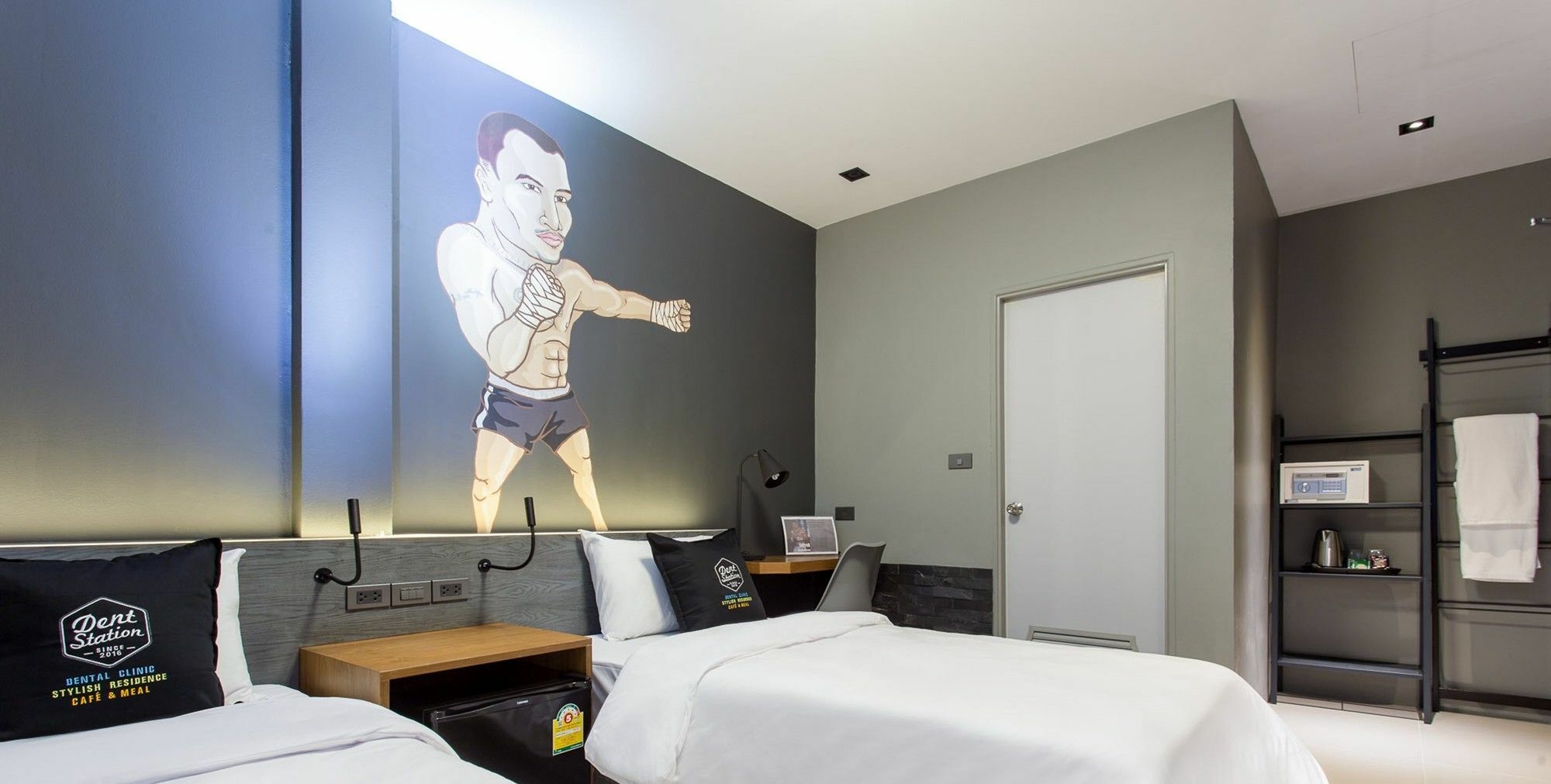 Hotel Dent Station Resident Phuket Exterior foto