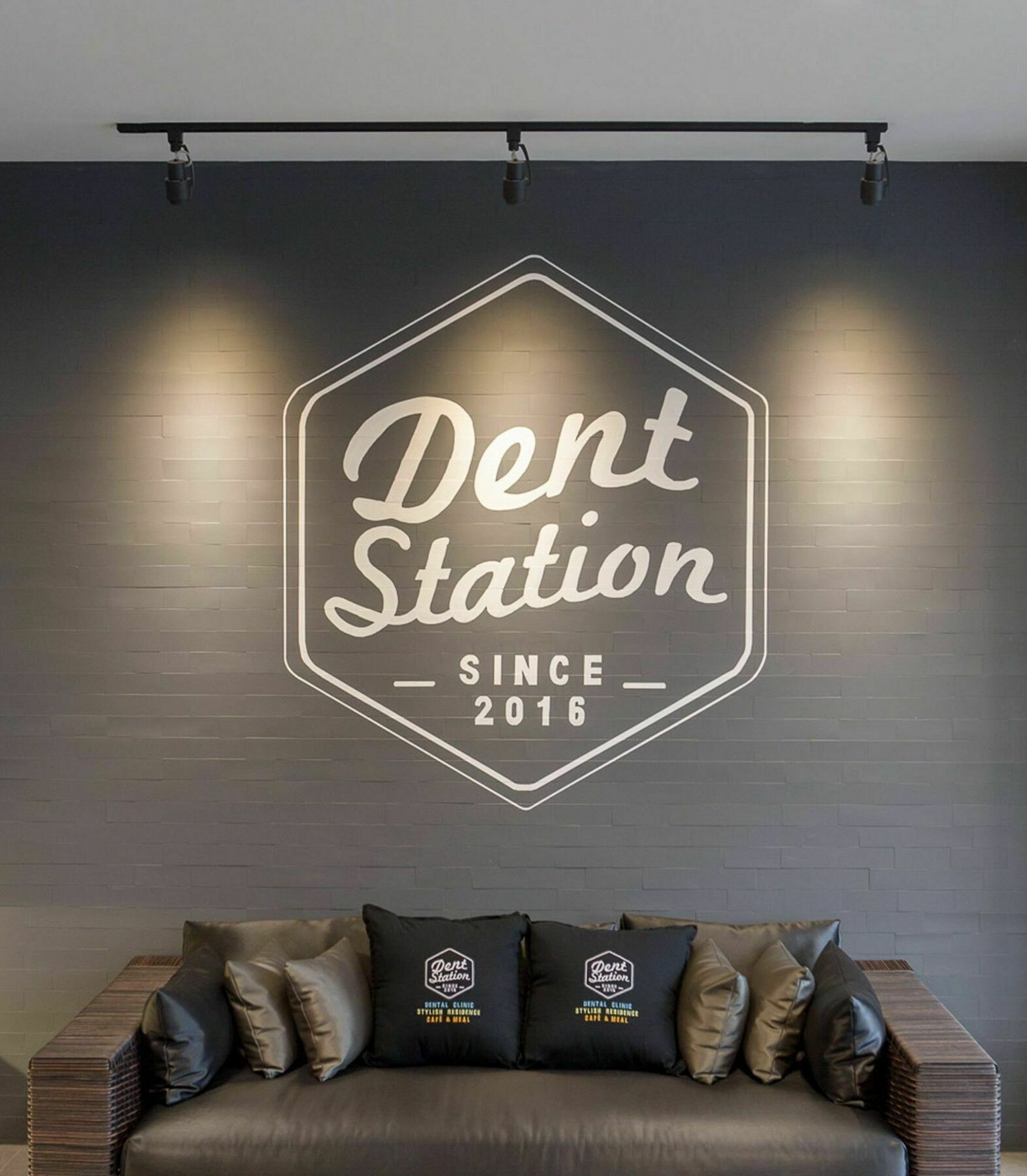 Hotel Dent Station Resident Phuket Exterior foto